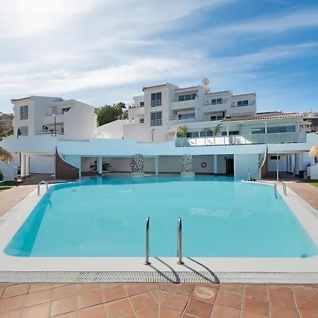 Apartament Island Village Heights *