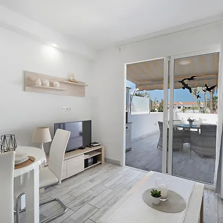 Apartament Island Village Heights